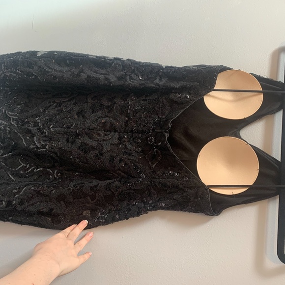 TOBI MINI BLACK SEQUINED DRESS - Picture 2 of 3